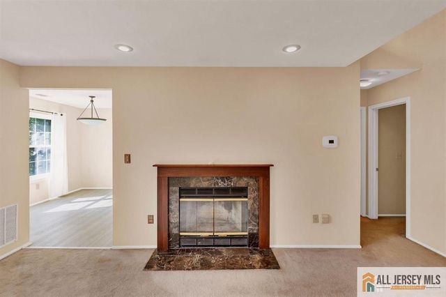 48 Tanglewood Court, South Brunswick, NJ 08852