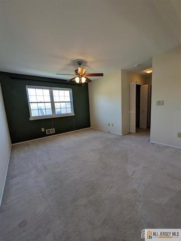 48 Tanglewood Court, South Brunswick, NJ 08852