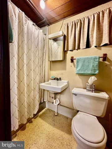 255 KIMBEL DR, Phoenixville, PA 19460