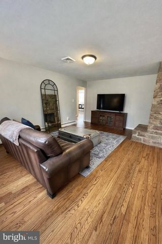 255 KIMBEL DR, Phoenixville, PA 19460