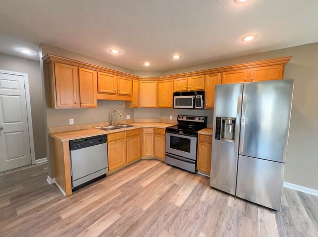 511 Bridle Way, Hopkinsville, KY 42240