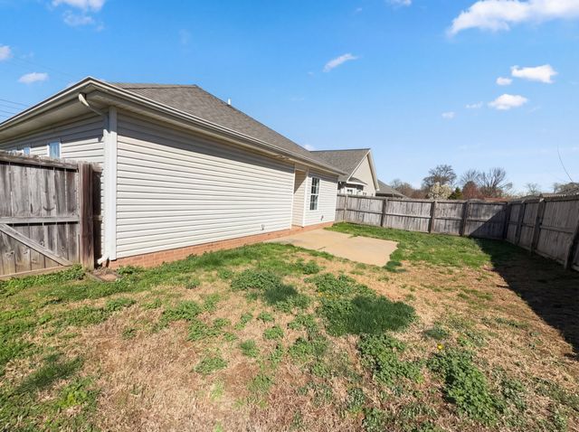511 Bridle Way, Hopkinsville, KY 42240