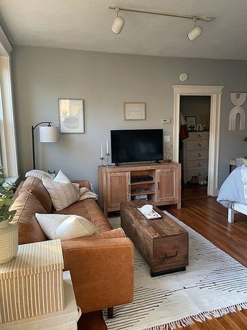 1625 Commonwealth Ave 20, Boston, MA 02135