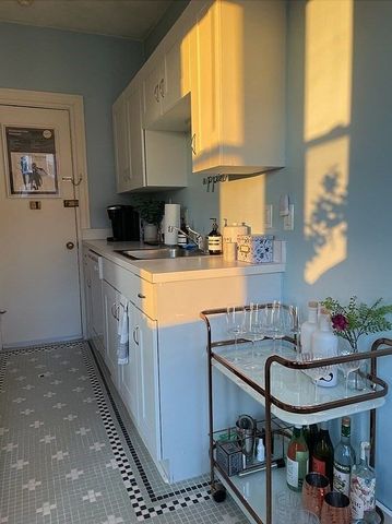 1625 Commonwealth Ave 20, Boston, MA 02135