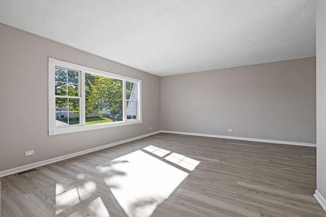 17700 Springfield Avenue, Country Club Hills, IL 60478