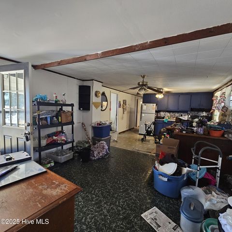 770 Simmons Road, Clinton, NC 28328