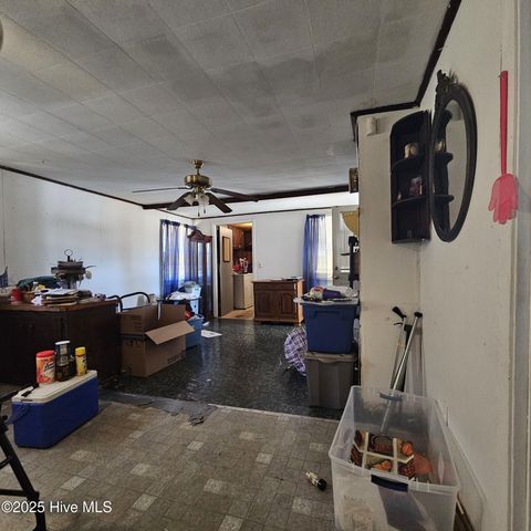 770 Simmons Road, Clinton, NC 28328