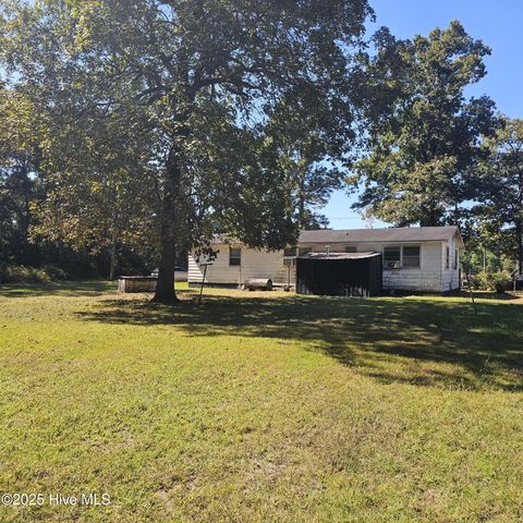 770 Simmons Road, Clinton, NC 28328