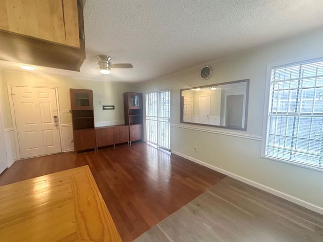 2750 Holly Hall Street 403, Houston, TX 77054