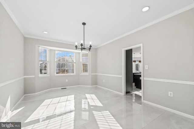 43170 PARKERS RIDGE DR, Leesburg, VA 20176