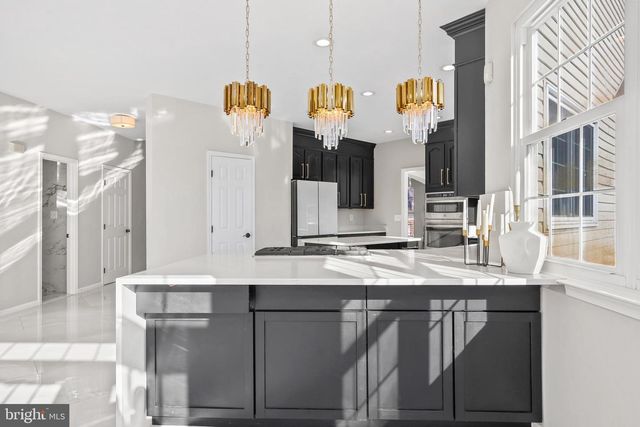 43170 PARKERS RIDGE DR, Leesburg, VA 20176