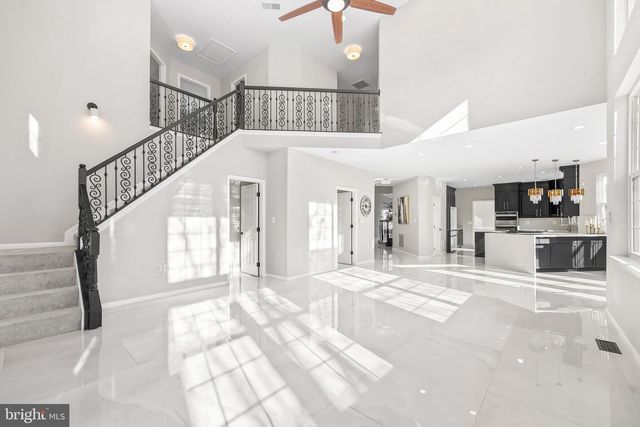 43170 PARKERS RIDGE DR, Leesburg, VA 20176