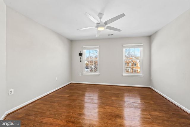 43170 PARKERS RIDGE DR, Leesburg, VA 20176