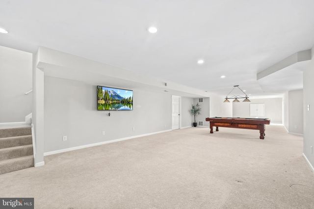 43170 PARKERS RIDGE DR, Leesburg, VA 20176