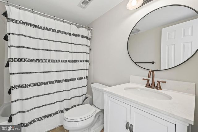 43170 PARKERS RIDGE DR, Leesburg, VA 20176