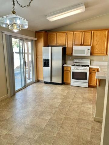 8657 Golden Sage Dr, Elk Grove, CA 95624