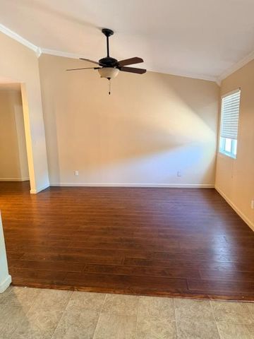 8657 Golden Sage Dr, Elk Grove, CA 95624