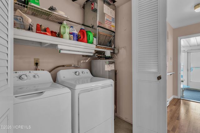 912B Dumbarton Drive, Lakewood, NJ 08701