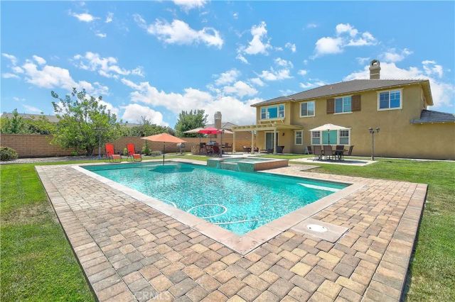 13033 Ridge Route Road, Riverside, CA 92503