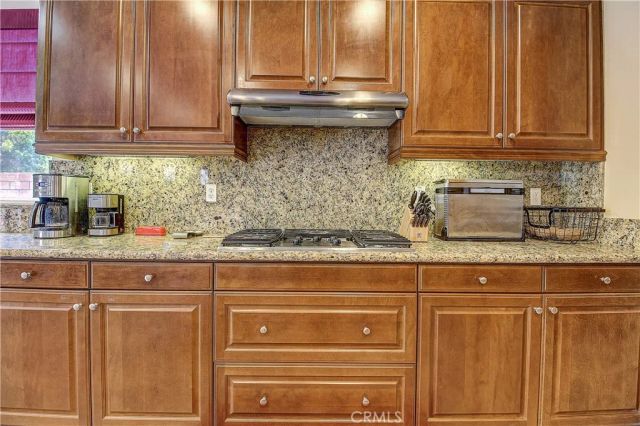 13033 Ridge Route Road, Riverside, CA 92503