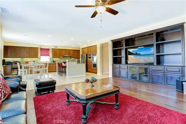 13033 Ridge Route Road, Riverside, CA 92503