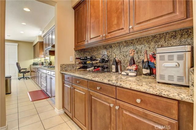 13033 Ridge Route Road, Riverside, CA 92503