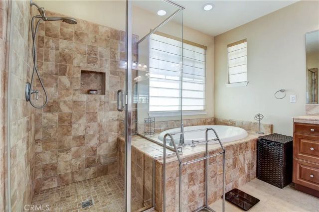 13033 Ridge Route Road, Riverside, CA 92503