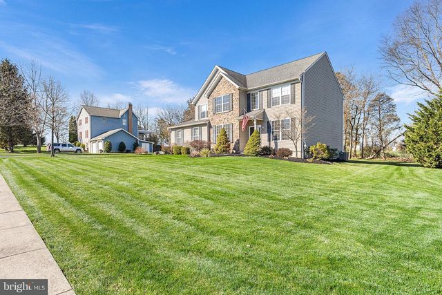 2314 DEVON DR, Quakertown, PA 18951