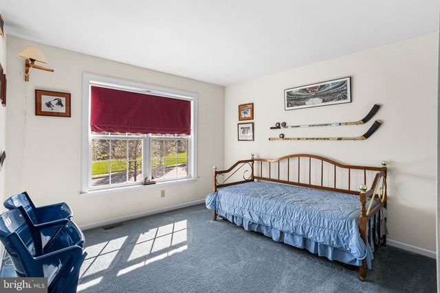 2314 DEVON DR, Quakertown, PA 18951