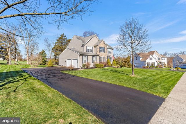 2314 DEVON DR, Quakertown, PA 18951