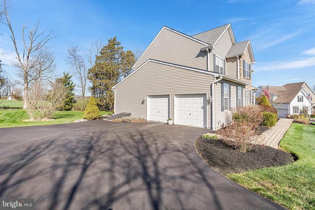 2314 DEVON DR, Quakertown, PA 18951