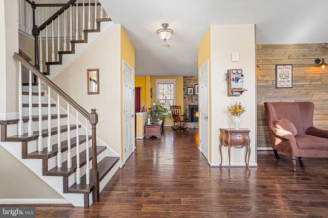 2314 DEVON DR, Quakertown, PA 18951