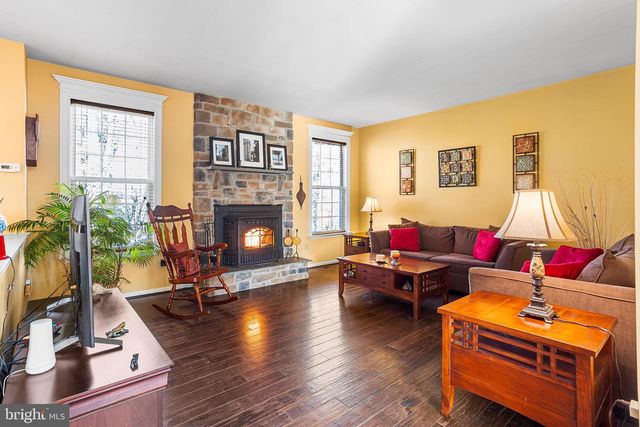 2314 DEVON DR, Quakertown, PA 18951