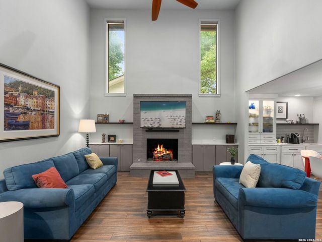 299 W EDGEWATER TER, New Braunfels, TX 78130