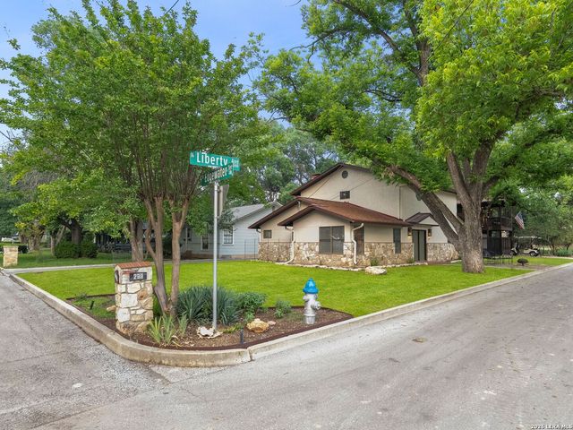 299 W EDGEWATER TER, New Braunfels, TX 78130