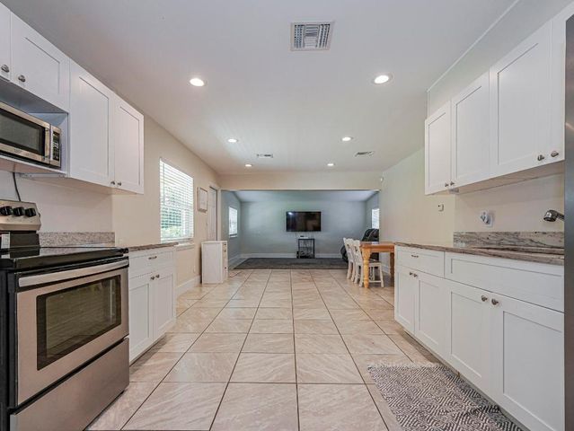 2875 58th Court, Vero Beach, FL 32966