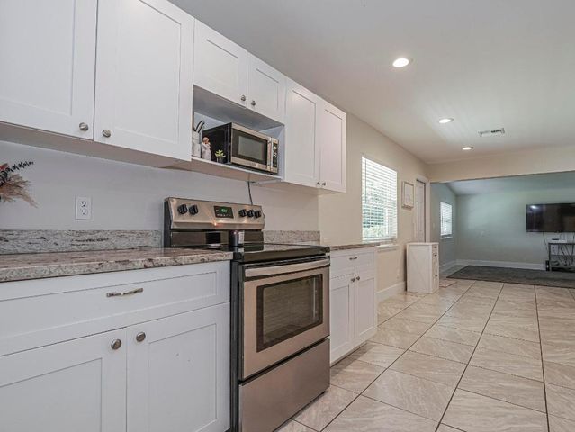 2875 58th Court, Vero Beach, FL 32966