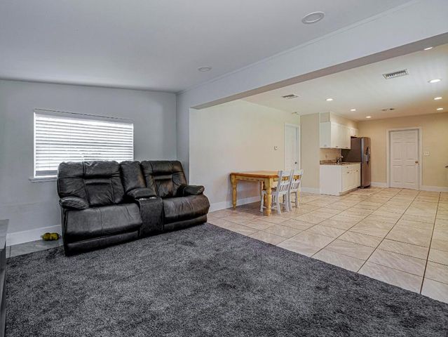 2875 58th Court, Vero Beach, FL 32966