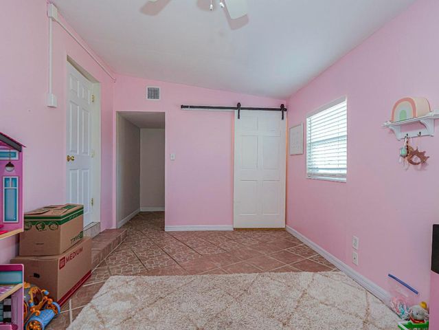 2875 58th Court, Vero Beach, FL 32966