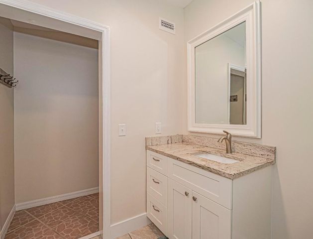 2875 58th Court, Vero Beach, FL 32966