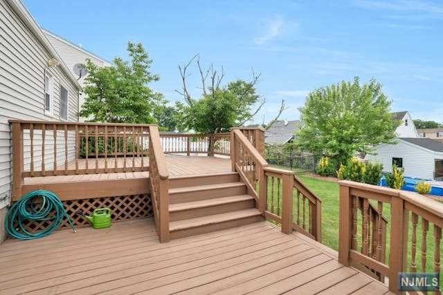 30 Hillside Drive, Totowa, NJ 07512