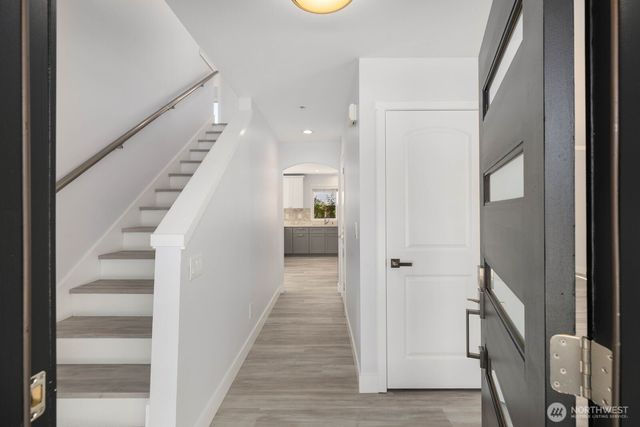 20133 7th Avenue SE, Bothell, WA 98012
