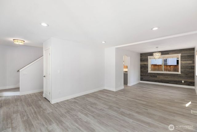 20133 7th Avenue SE, Bothell, WA 98012