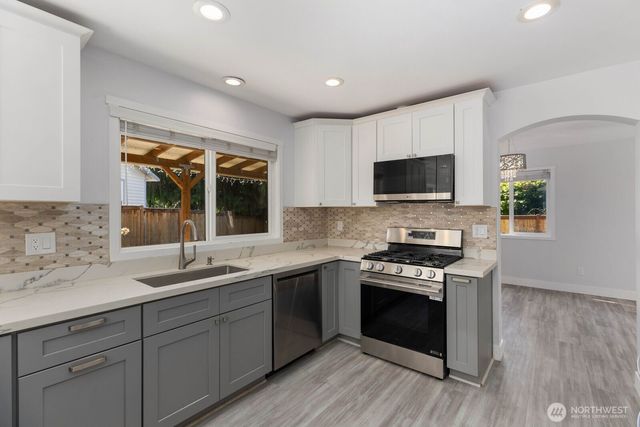 20133 7th Avenue SE, Bothell, WA 98012