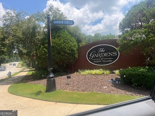 6165 Garden Circle, Douglasville, GA 30135