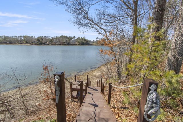 9 Fabyan Way, Buzzards Bay, MA 02532