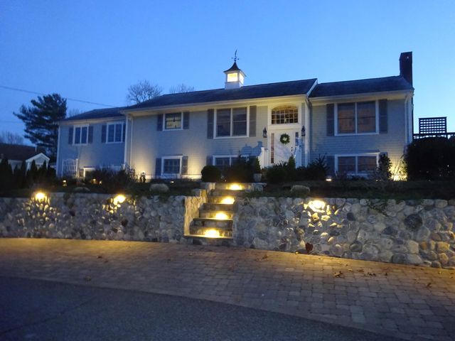 9 Fabyan Way, Buzzards Bay, MA 02532