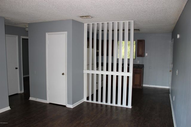 5136 WESTCHASE Court 2, Jacksonville, FL 32210