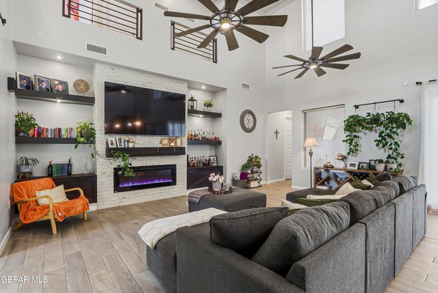 2705 TIERRA GIJON Place, El Paso, TX 79938