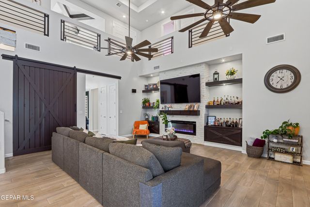 2705 TIERRA GIJON Place, El Paso, TX 79938